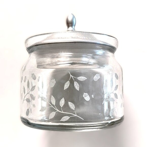 The White Barn Candle Co Glass Jar, Frosted Oak Design, Lid/Seal, 4.5 Oz Vintage - Picture 4 of 13